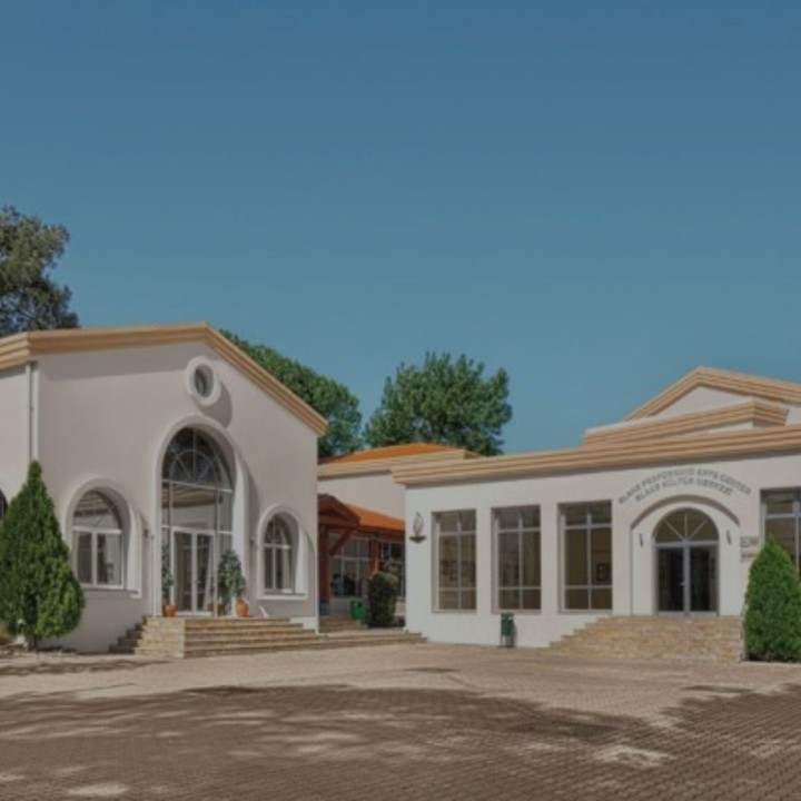 Service Image